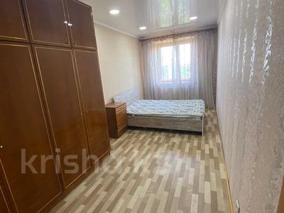 2-комнатная квартира, 46 м², 4/4 этаж, мкр Жетысу - 2 мкр за 12.3 млн 〒 в Талдыкоргане, мкр Жетысу