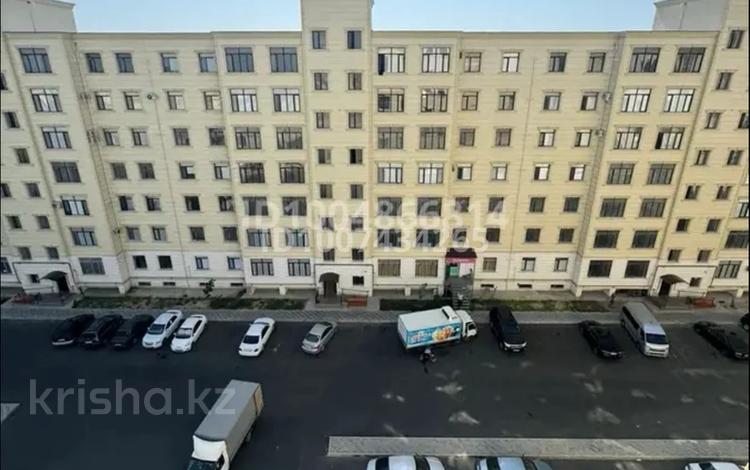 Офисы, магазины и бутики, салоны красоты, медцентры и аптеки, образование · 75.85 м² за 15 млн 〒 в Актау, 32В мкр — фото 2