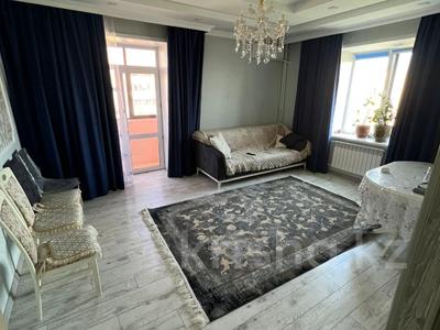 4-комнатная квартира · 131.5 м² · 8/10 этаж, Уранхаева за 68 млн 〒 в Семее