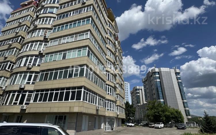 4-комнатная квартира · 180 м² · 9/10 этаж, Пермитина 7 — ул. Казахстан за 600 000 ₸ в Усть-Каменогорске, Ульбинский — фото 2