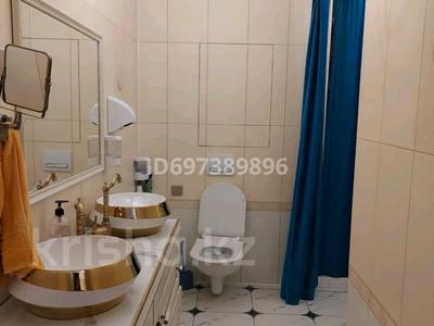 3-комнатная квартира · 60 м² · 2/10 этаж, Республики 1/2 — находится возле старой мечети за 33 млн ₸ в Караганде, Казыбек би р-н
