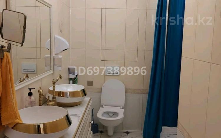 3-комнатная квартира · 60 м² · 2/10 этаж, Республики 1/2 — находится возле старой мечети за 33 млн ₸ в Караганде, Казыбек би р-н — фото 2