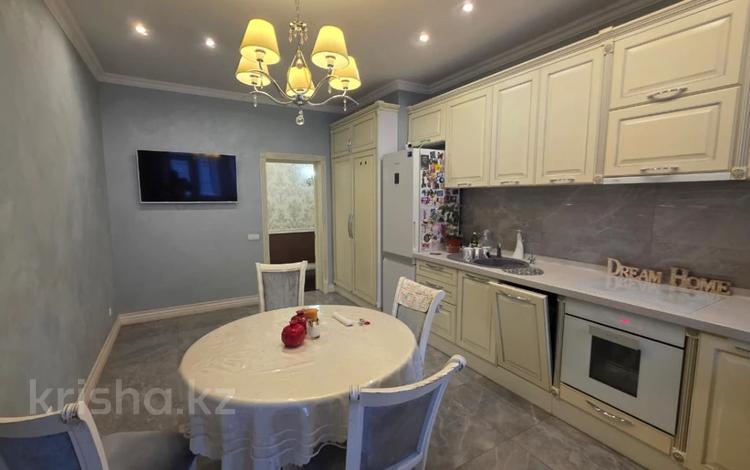 3-комнатная квартира · 130 м² · 14/20 этаж, Аль-Фараби за 120 млн ₸ в Алматы, Бостандыкский р-н — фото 13