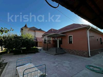 Продажа домов и дачи в Шымкенте: Отдельный дом · 6 комнат · 222 м² · 10 сот., мкр Шапагат-2 — улица Өтегенбұлақ за 130 млн 〒 Отдельный дом · 6 комнат · 222 м² · 10 сот., мкр Шапагат-2 — улица Өтегенбұлақ за 130 млн 〒 в Шымкенте, Каратауский р-н