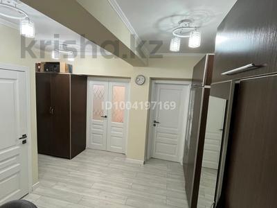 4-комнатная квартира · 83 м² · 5/5 этаж, мкр Самал-2 33 — Мендикулова-Снегина за 83 млн 〒 в Алматы, Медеуский р-н