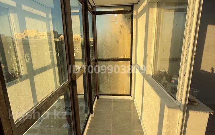 2-комнатная квартира · 50 м² · 12/12 этаж, Нажмединнова 34/2 за 31 млн 〒 в Астане, Сарайшык р-н — фото 2