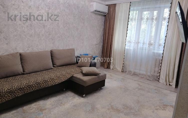 3-комнатная квартира · 58 м² · 4/5 этаж, 35-й квартал 4 за 25 млн ₸ в Семее — фото 2