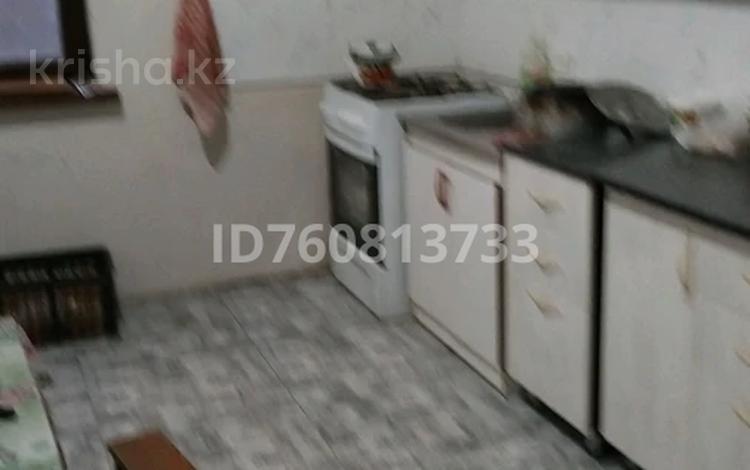Отдельный дом · 6 комнат · 200 м² · 15 сот., Кудайбердиулы 47 за 20 млн ₸ в Шымкенте, Абайский р-н — фото 3