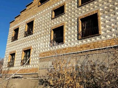 Жеке үй · 9 бөлме · 420 м² · 46 жүзд., Байконыр 16А, бағасы: 135 млн ₸ в Астане, Сарыарка р-н