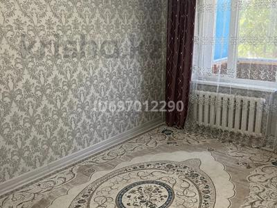 3-комнатная квартира · 60 м² · 2/5 этаж, Жаманкулова за 14 млн ₸ в Актобе, мкр. Сельмаш