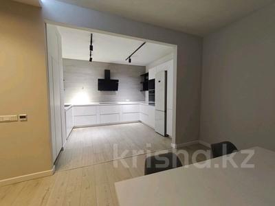 3-комнатная квартира · 150 м² · 3/6 этаж, мкр Самал-2, Фурманова 67 за 750 000 ₸ в Алматы, Медеуский р-н