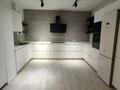 3-комнатная квартира · 150 м² · 3/6 этаж, мкр Самал-2, Фурманова 67 за 750 000 ₸ в Алматы, Медеуский р-н — фото 2