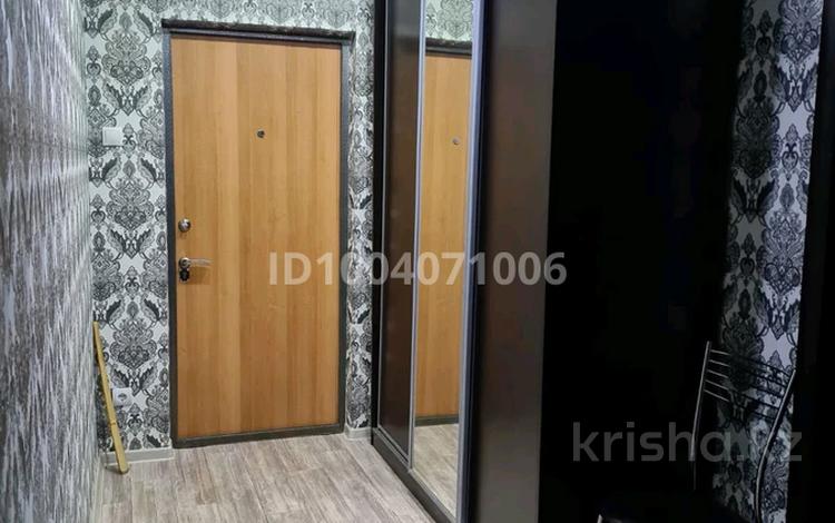 2-комнатная квартира · 55 м² · 7/9 этаж, 5 мкр 1 за 150 000 ₸ в Аксае — фото 2