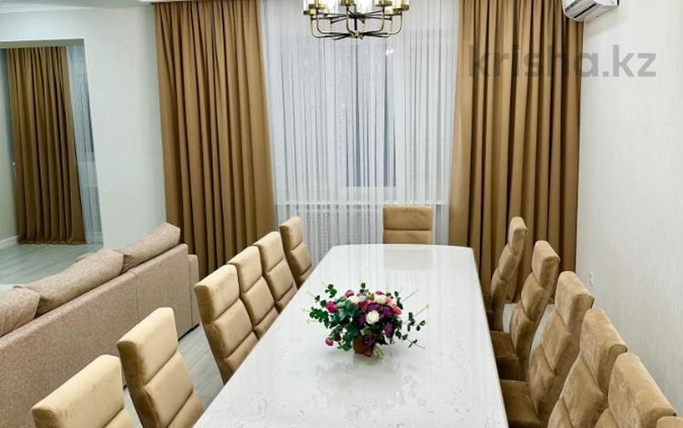 4-бөлмелі пәтер · 170 м² · 4/10 қабат, Алтын орда ш/а., молдагуловой, бағасы: 80 млн ₸ в Актобе, мкр. Алтын орда — фото 10