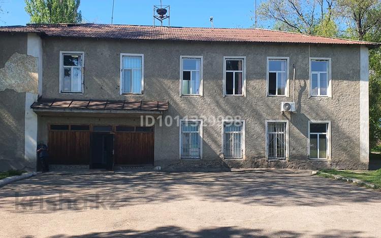 Еркін, кеңселер, дүкендер мен бутиктер, сұлулық салондары, монша, қонақ үй және демалыс орындары, медорталықтар мен дәріханалар, білім орталықтары · 2100 м², бағасы: 67 млн ₸ в  — фото 2