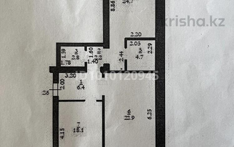 2-бөлмелі пәтер · 81.8 м² · 2/5 қабат, мкр. Алтын орда, Алтын Орда 228 — Газизы Жумановой, бағасы: 28.5 млн ₸ в Актобе — фото 2