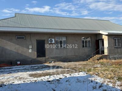 Отдельный дом · 3 комнаты · 81 м² · 10 сот., мкр Нуртас, Гулдала 213 за 42 млн ₸ в Шымкенте, Каратауский р-н