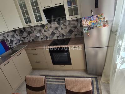 2-бөлмелі пәтер · 53 м² · 5/16 қабат, мкр Юго-Восток, 28й микрорайон 18/2, бағасы: 24 млн ₸ в Караганде, Казыбек би р-н
