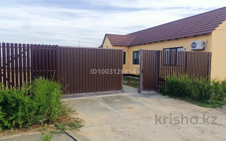 Отдельный дом · 3 комнаты · 120 м² · 8 сот., мкр Байтак-2, Жасыбай батыр 11 — 24 за 17 млн 〒 в Атырау — фото 2