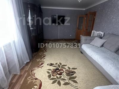 3-бөлмелі пәтер · 87.8 м² · 5/5 қабат, Строителей 34, бағасы: 30 млн ₸ в Аксу