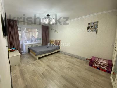 Продажа квартир в Карагандинской обл.: 1-комнатная квартира · 33.34 м² · 2/5 этаж, Майкудук, 18й микрорайон 8 — 19микрорайон за 10.2 млн 〒 1-комнатная квартира · 33.34 м² · 2/5 этаж, Майкудук, 18й микрорайон 8 — 19микрорайон за 10.2 млн 〒 в Караганде, Алихана Бокейханова р-н