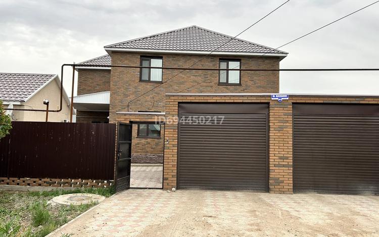 Отдельный дом · 6 комнат · 260 м² · 7 сот., мкр Женис — улица Согласия, Старый аэропорт за 96.9 млн ₸ в Уральске — фото 2
