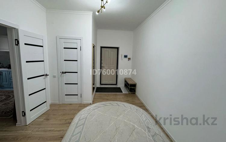 2-комнатная квартира · 75.2 м² · 2/5 этаж, мкр. Алтын орда, Мкрн Батыс-2 40B за 31 млн ₸ в Актобе — фото 29