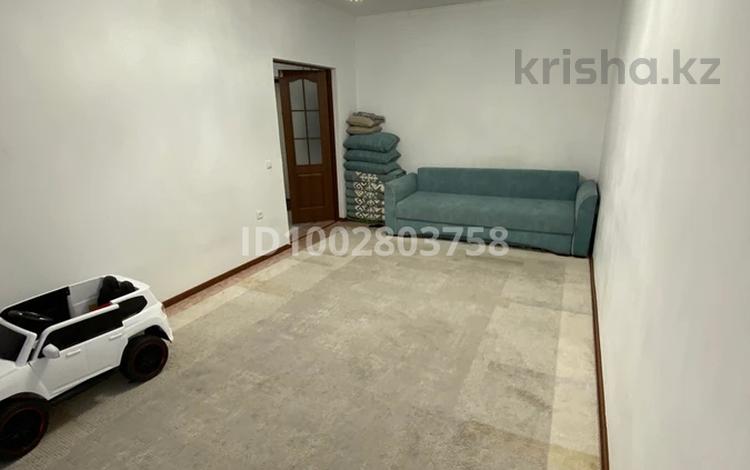 2-комнатная квартира · 58 м² · 3/9 этаж, Нур Актобе 11 — 2 мкр 11 дом за 17 млн 〒 — фото 2