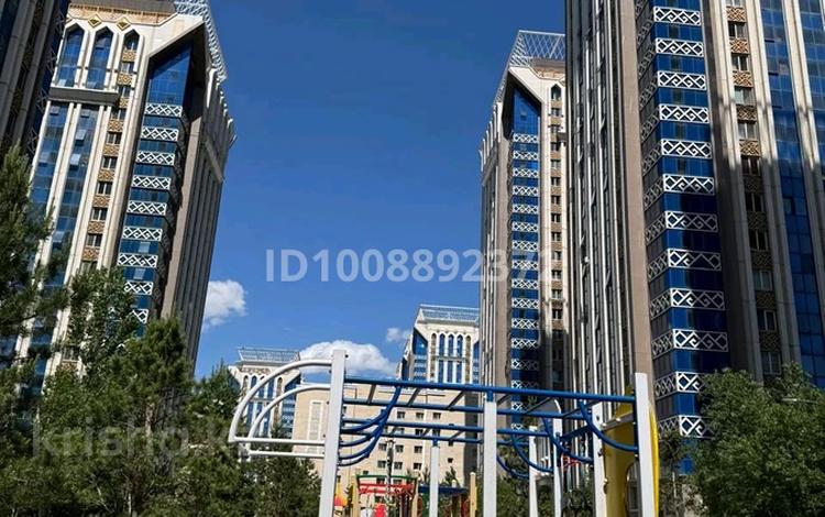 4-бөлмелі пәтер · 107 м² · 6/24 қабат, Қалибек Қуаншбаев 9/2 — Нажмединов көшесімен қилысады, бағасы: 73 млн ₸ в Астане, Сарайшык р-н — фото 2