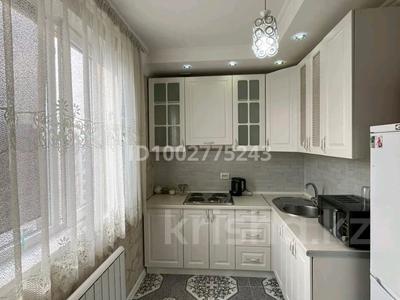 1-бөлмелі пәтер · 45 м² · 12/12 қабат, Ақбұлақ ш/а. 91 — Бауыржан Момышулы на против Алматы Арена, бағасы: 15 000 ₸ в Алатауский р-н