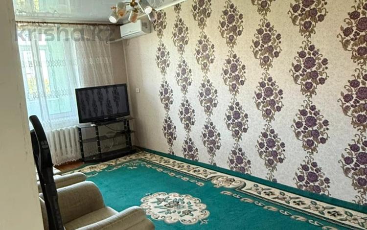 2-комнатная квартира · 60 м² · 5/5 этаж, Казыбек би — Площадь Ордабасы за 130 000 ₸ в Шымкенте, Аль-Фарабийский р-н — фото 4