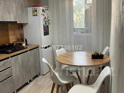 3-комнатная квартира · 63 м² · 3/5 этаж, мкр Шанхай, ОтегенаТурмагамбетова 32 за 17.5 млн ₸ в Актобе