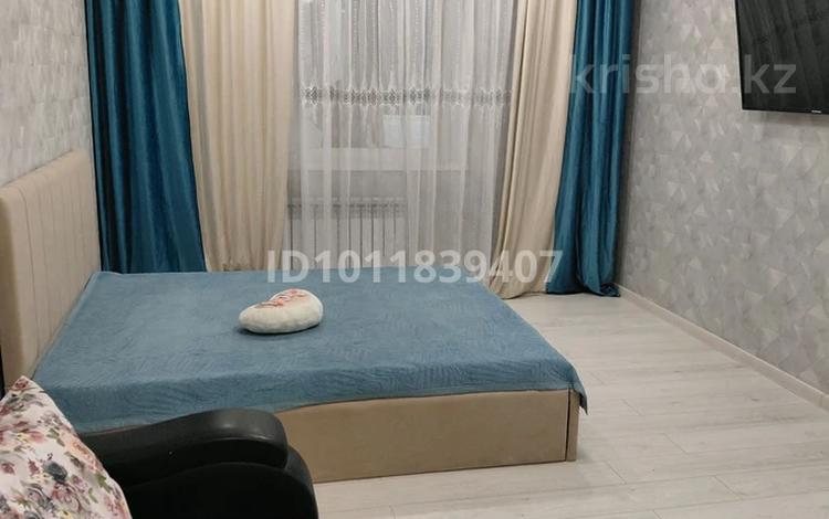 2-комнатная квартира · 60 м² · 8/9 этаж, ул. Култегин 2 за 28 000 ₸ в Астане, Есильский р-н — фото 2