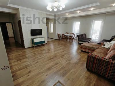 2-бөлмелі пәтер · 87 м² · 1/4 қабат, мкр Таугуль-3, Дауленова 100г — Жандосова, бағасы: 300 000 ₸ в Алматы, Ауэзовский р-н