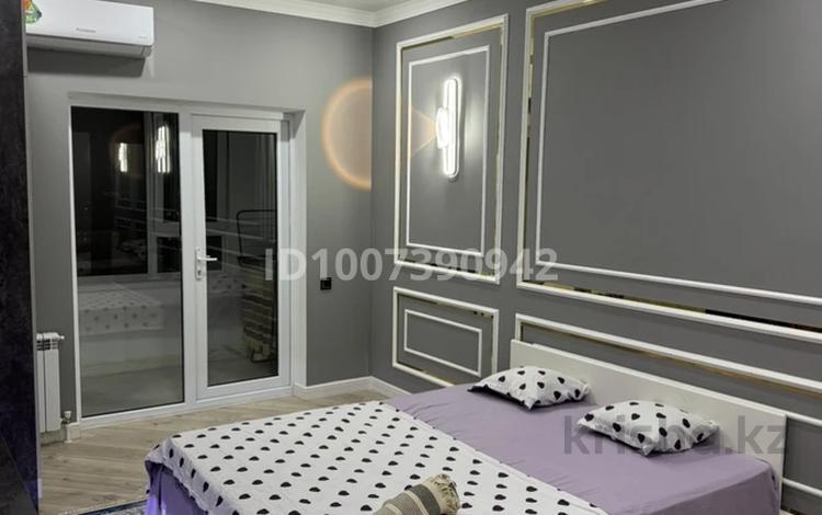 1-комнатная квартира · 55 м² · 10/12 этаж, мкр Нурсат 2, Аргынбекова 29/6 к5 — Шаяхметов за 16 000 ₸ в Шымкенте, Каратауский р-н — фото 2