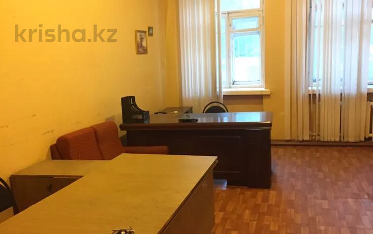Офисы • 42 м² за 75 600 〒 в Павлодаре — фото 2