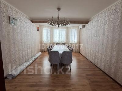 3-комнатная квартира · 100 м² · 4/5 этаж, мкр. Алтын орда, Сактаган баишева 7/1 — Алия молдагулова за 38 млн ₸ в Актобе