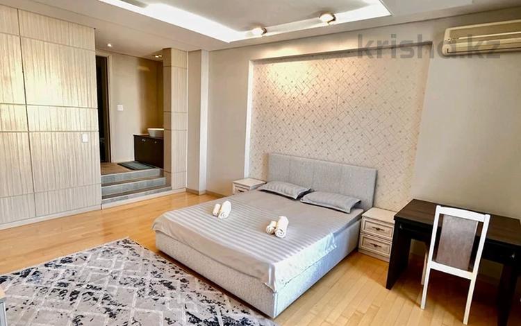 2-бөлмелі пәтер · 70 м² · 6/15 қабат, Байтурсынова 1, бағасы: 19 000 ₸ в Астане, Сарайшык р-н — фото 2