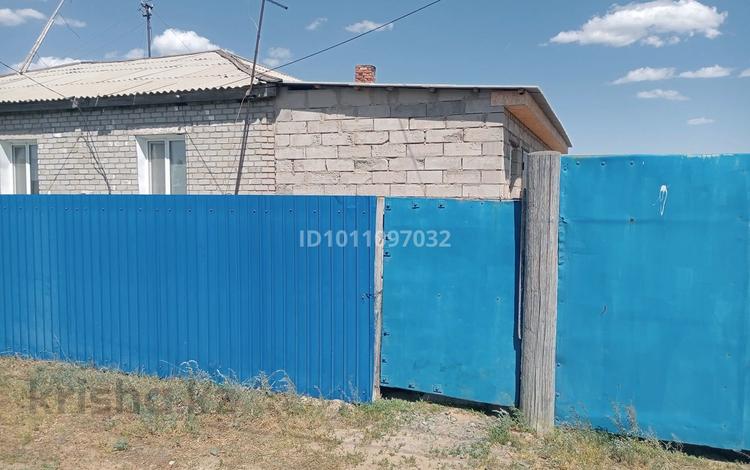 Часть дома · 3 комнаты · 133 м² · 11.17 сот., Абая Кунанбая 37 — Продаётся уютный тёплый дом, 1984 года постройки, в тихом и спокойном за 7 млн ₸ в Канаш Камзин — фото 2