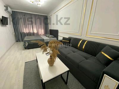 1-комнатная квартира · 50 м² · 5/5 этаж, Баймуханова — Ас болсын за 2 000 ₸ в Атырау, мкр Привокзальный-5
