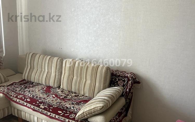 1-комнатная квартира · 32 м² · 3/9 этаж, Керей Жанибек Хандар 9 — Рынок Сауран за 215 000 ₸ в Астане, Есильский р-н — фото 2