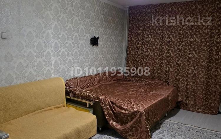 1-комнатная квартира · 35 м² · 3/5 этаж, мкр №12 1/1 за 2 000 ₸ в Алматы, Ауэзовский р-н — фото 11