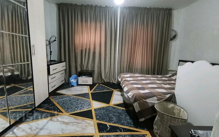 Отдельный дом · 2 комнаты · 45 м² · 6 сот., 1 пер. Абая 38 — КНБ, конд.Гала, школа #2 за 30 млн 〒 в Таразе — фото 2