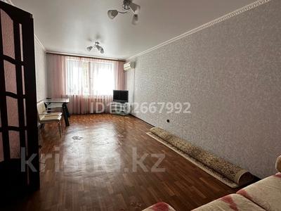 2-комнатная квартира · 61 м² · 2/10 этаж, мкр 12 45 Д — Около тренажерного зала лайфстайл, поликлиника 2,3 за 21.5 млн 〒 в Актобе