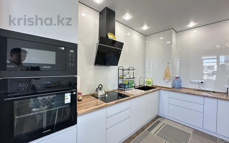 4-комнатная квартира · 104 м² · 5/6 этаж, мкр Гажайып — Almaty Arena - Big Vill - Момышулы Монкей Би за ~ 90 млн ₸ в Алматы, Алатауский р-н — фото 7