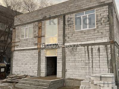 Отдельный дом · 8 комнат · 240 м² · 4 сот., Кустанайская 18/2 — 14 мкр возле пожарки за 60 млн 〒 в Семее