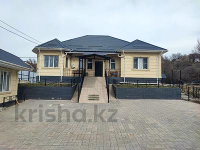 Отдельный дом · 4 комнаты · 190 м² · 15 сот., мкр Карагайлы — Тажиева за 150 млн ₸ в Алматы, Наурызбайский р-н