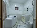 Дом · 4 комнаты · 220 м², Кунаева 144 за 150 000 〒 в Алматы, Наурызбайский р-н — фото 15