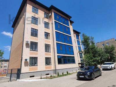 2-комнатная квартира · 68 м² · 3/5 этаж, мкр Юго-Восток, Саттыбалдина 17/4 за 39.3 млн ₸ в Караганде, Казыбек би р-н