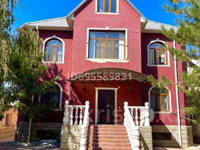 Отдельный дом · 15 комнат · 500 м² · 11 сот., Токбергенова 14 за 250 млн ₸ в Таразе